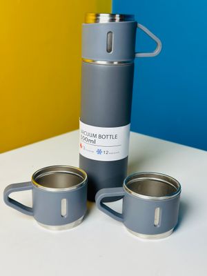 Stainless Steel Vacuum Flask Hot And Cool Water Bottle with two cups_img_6