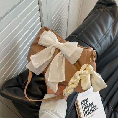 Niche bag women's small bag 👜New styel white pleated Colud bow_img_5