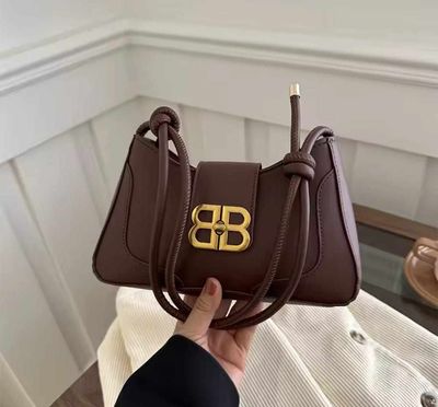 Taking  order BB shoulder bag 🤎✨👜_img_0