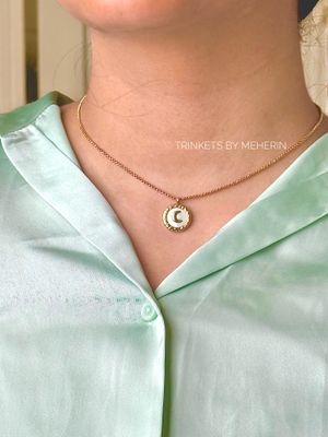 White shell moon necklace_img_0