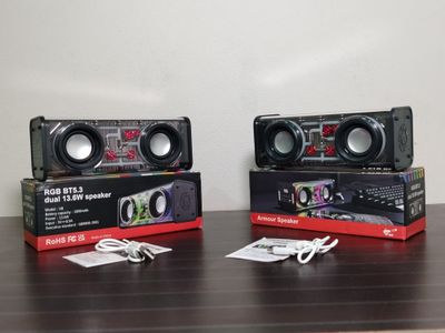 V8 Transparent Mecha Bluetooth Speaker_img_1