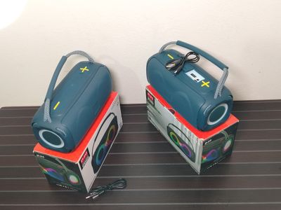 ET-312 Portable Wireless Speaker with RGB Light_img_3