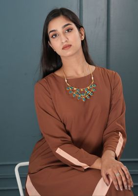 Elegant Brown Dress with Soft Pink Details_img_0