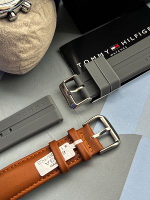 Tommy Hilfiger Mustard Belt White Dial With Silicone Strap_img_3