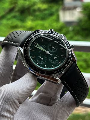Omega Speedmaster Green Dial Black Leather Belt Semi AAA Grade Quality_img_0