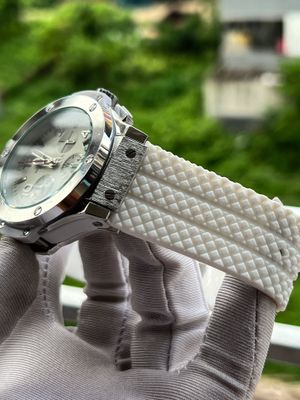 Hublot Big Bang White Dial Silver Case White Silicone Belt Semi AAA Grade Quality_img_3