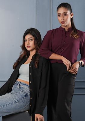 Chic Burgundy Button-Up Shirt_img_3