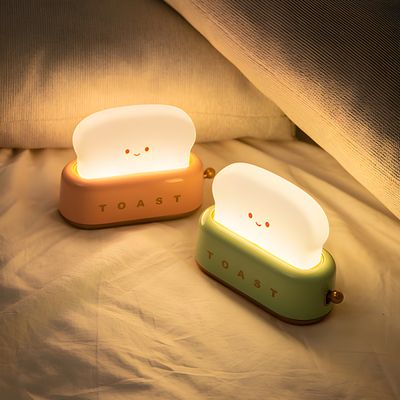 Cute Toast Lamp