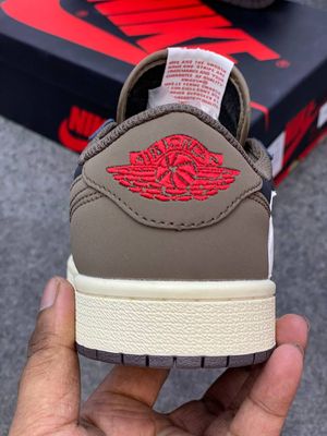 NIKE Travis Scott x Air Jordan 1 ” Reverse Mocha “_img_2