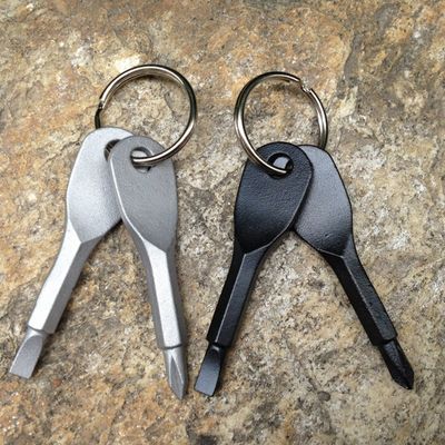 1 Set Stainless Steel Mini EDC Multifunction Screwdriver Key Shape Slotted Screwdrivers Keychain Pocket Repair Tool_img_2