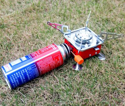 K202-A Card Type Portable and Foldable Camping Stove with Free Gas Can_img_3