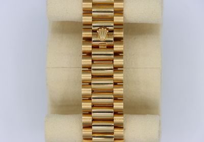 ROLEX | DAY-DATE WHITE MOTIF DIAL | 228238 | European Grade_img_7