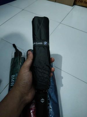 NEW Fully Automatic Umbrella 3 Folding Sunshade Sunscreen 8 Ribs UV Protection Rainy Plus_img_2