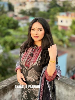 Sequins & Designer Embroidery Three-Piece 🖤_img_0