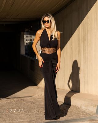 Black Plunge Neck Lace Maxi Dress_img_4