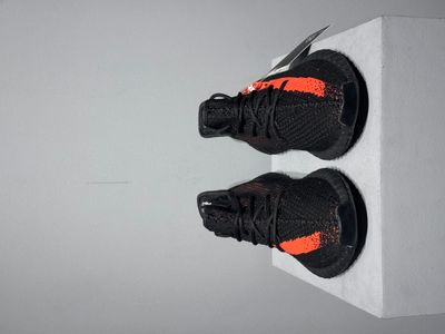 Yeezy 350 v2 Core Black Red_img_1