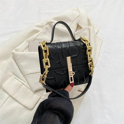 Women’s Fashion Flap Lock Square Chain Shoulder Bag – Elegant Crocodile Pattern Tote Bag | Plain Color Flip Cover Design_img_6