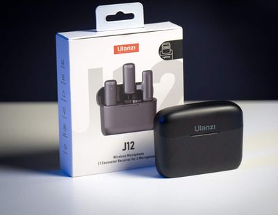 Ulanzi J12 Dual Wireless Microphone For iPhone With Charging Case মাইক্রোফোন ।_img_1