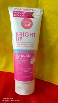 Cathy Doll Bright up Cleansing Foam_img_1