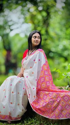 প্রিমিয়াম রেশম সিল্ক শাড়ি স্কিন প্রিন্ট এর কাজ করা ব্লাউজ পিস সহ_img_2