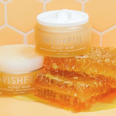 HUDA Beauty – WISHFUL Honey Whip Peptide Moisturizer_img_3