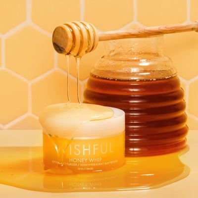 HUDA Beauty – WISHFUL Honey Whip Peptide Moisturizer_img_4