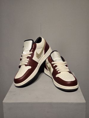 Jordan 1 low year of the dragon_img_1