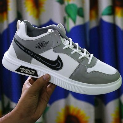 Premium Fashionable Sneaker (GHEYA)