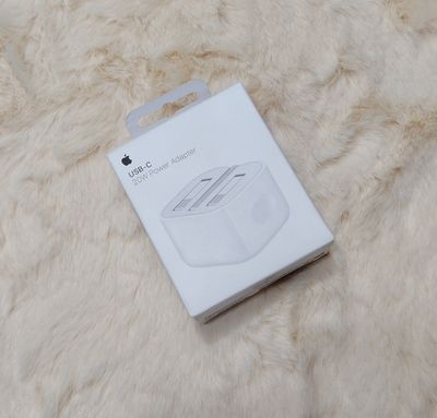 Apple USB-C 20W Power Adapter_img_1