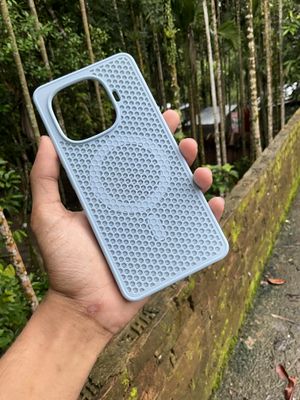IQOO Z9Turbo Magnetic Cooling  Breathable  Protective Cover_img_4
