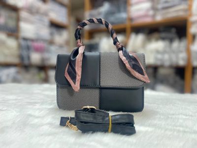 Women’s PU Leather One-Shoulder Crossbody Bag – Compact & Stylish RM147_img_3