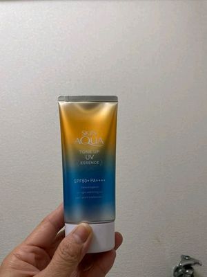 ROHTO SUNPLAY SKIN AQUA Tone up UV Essence SPF50+ PA++++ 80g  (Latte Beige)_img_2