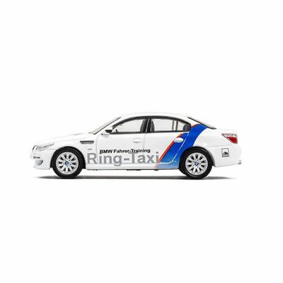 Shadow 1:64 BMW M5 (E60) Ring-Taxi Diecast Model Car_img_1