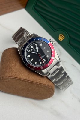 Tudor GMT automatic