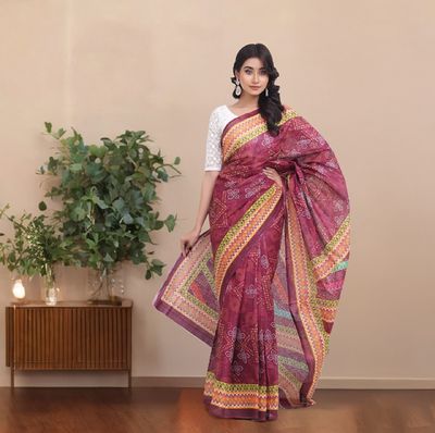 Chic Maroon Digital Printed Saree | All-Over Print with Stylish Contrast Aanchal & Border