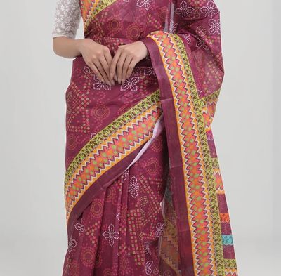 Chic Maroon Digital Printed Saree | All-Over Print with Stylish Contrast Aanchal & Border_img_3