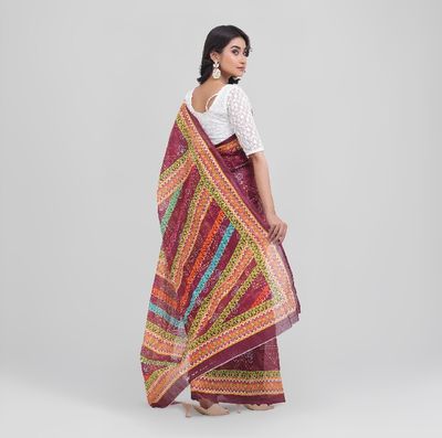 Chic Maroon Digital Printed Saree | All-Over Print with Stylish Contrast Aanchal & Border_img_6