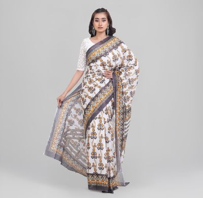 Graceful Digital Printed Saree | White with Detailed Floral Print & Contrast Aanchal & Border_img_3