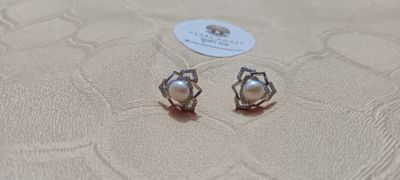 Exclusive Pearl Ear Ring_img_1