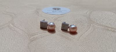 Exclusive Pearl Ear Ring_img_0