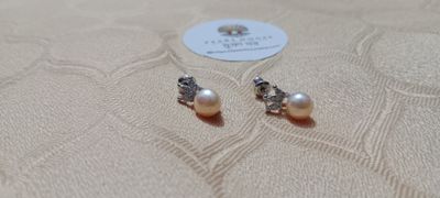 Exclusive Pearl Ear Ring_img_2