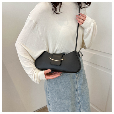 AURA SLING Shoulder Bag_img_2