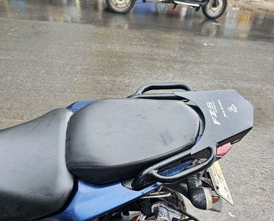 Yamaha-FZ-V2-Back Carrier With Handle_img_2