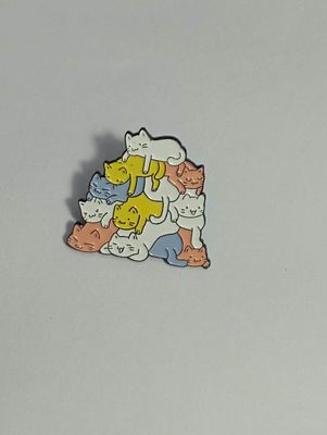 Cat badges 01_img_3