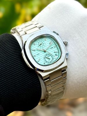 patek Philippe nautilus active chrono Tiffany blue dial_img_3