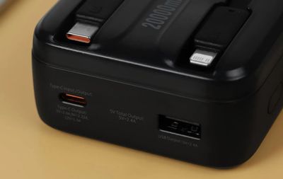 বেসিউস ধূমকেতু সিরিজ 22.5W 20000mAh ডুয়াল কেবল ডিজিটাল ডিসপ্লে পাওয়ার ব্যাংক – সাদা রঙ Baseus Comet Series 22.5W 20000mAh Dual Cable Digital Display Power Bank – White Color._img_1