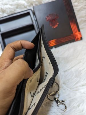 With Key Ring LEVI'S  BRAND New Wallet | Fireproof Original Leather_img_1