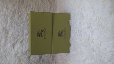 BURBERRY Luxury Ladies Sunglass With Original Box And Card_img_1