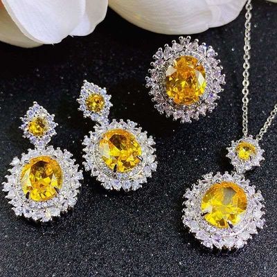 Woman’s pendent necklace set with beautiful stone work_img_3