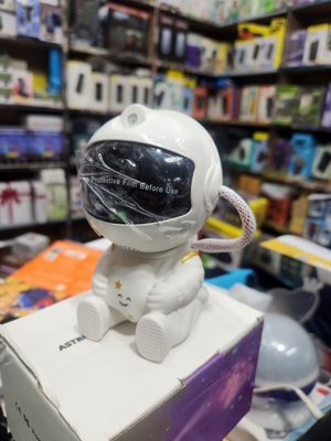 3D Astronaut Character Night Light Novelty Nebula Star Night Lamp Starry Projector Light Cheaper Price Night Lights for Kids_img_7